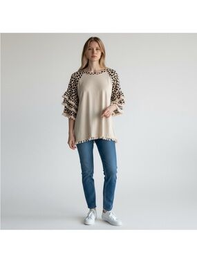 Umgee Beige Textured Blouse with Leopard Sleeves